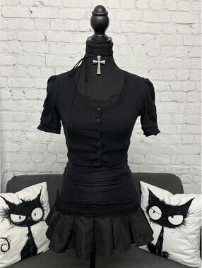 Y2K "UK 2 LA" Black Ruched Short Sleeve Cropped Cardigan Sz S Gothic Lolita